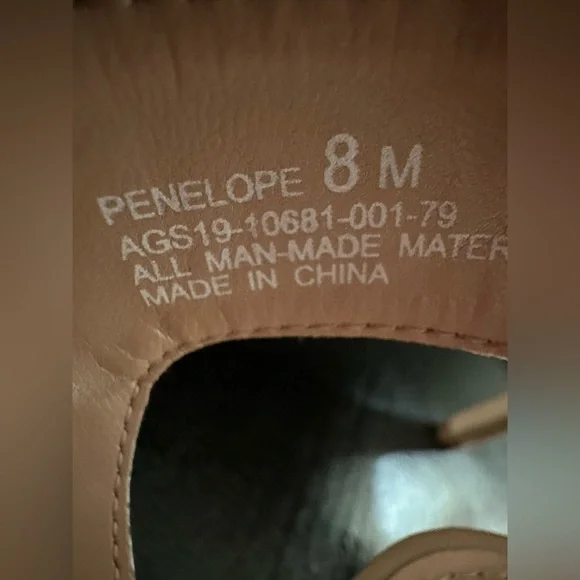 The Limited Beige Open-Toe Heels With a Gold Toned Ankle Strap - Picture 10 of 10